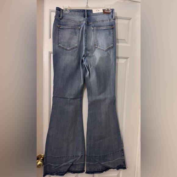 Judy Blue Jeans Tummy Control With Release Hem Flare High Waist NWT - Picture 3 of 9